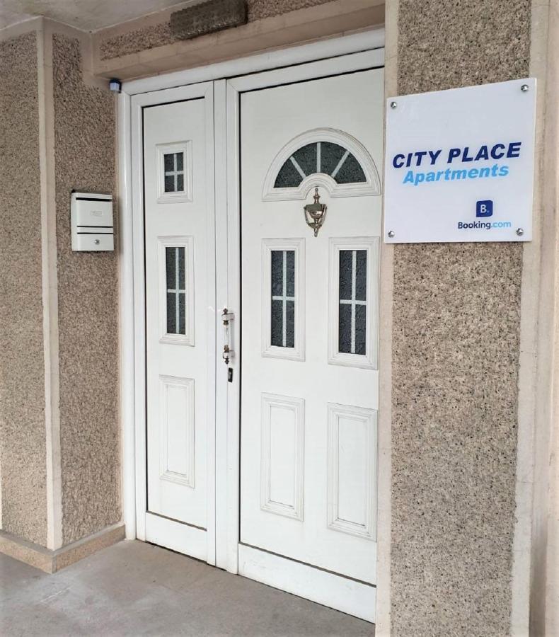 קומאנובו City Place Apartments מראה חיצוני תמונה