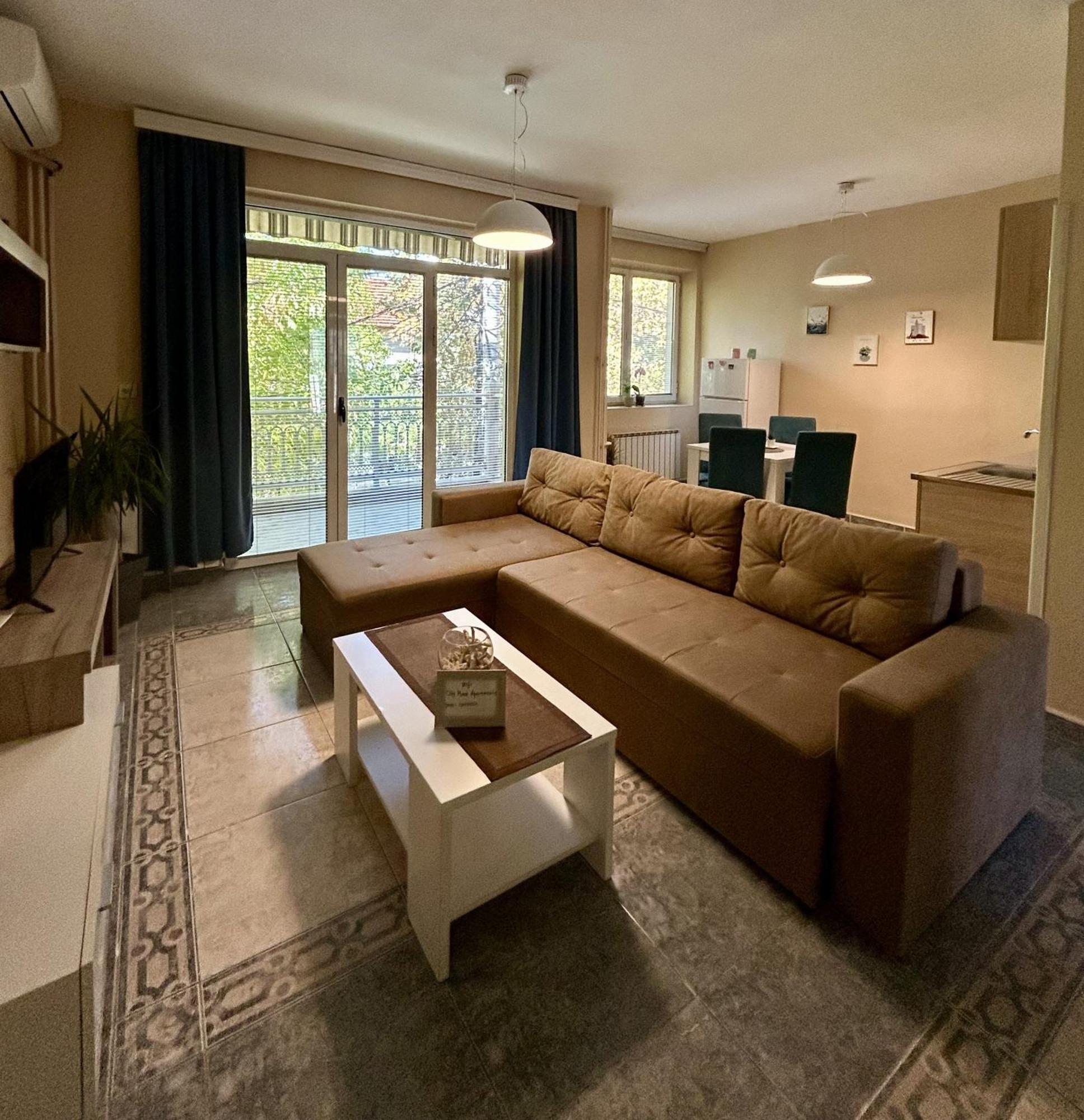 קומאנובו City Place Apartments מראה חיצוני תמונה